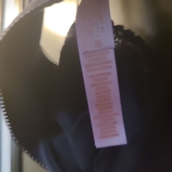 Savage X Fenty Bra - Picture 8 of 9